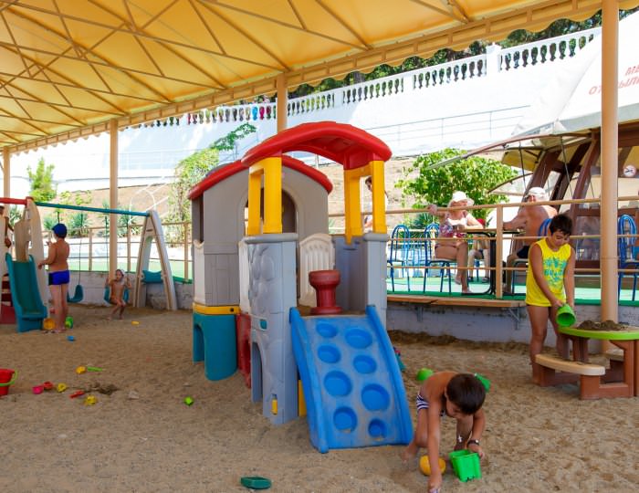 Детская зона на пляже - Санаторий «Красная Талка»